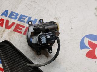 Туманка левая TOYOTA NOAH ZRR85 12580 3 ракурс