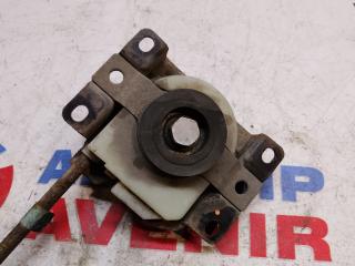 Крепление запаски TOYOTA WISH ZNE14 1ZZ-FE 5 ракурс