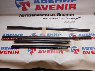 Молдинг на дверь TOYOTA CROWN JZS171, GS171, JZS173, JZS175, JZS179, JKS175 НИЗ 1 ракурс