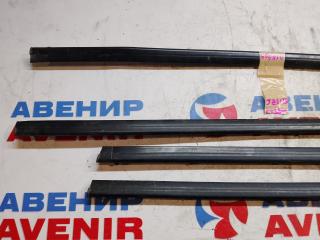 Молдинг на дверь TOYOTA CROWN JZS171, GS171, JZS173, JZS175, JZS179, JKS175 НИЗ 2 ракурс