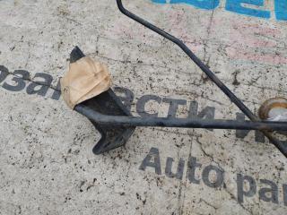 Крепление запаски HONDA STREAM RN6, RN8 R18A, R20A 3 ракурс