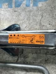 Домкрат NISSAN TEANA J31 1050kg 2 ракурс