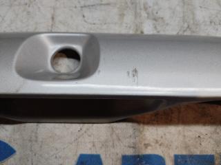 Накладка 5-й двери SUZUKI SWIFT HT51S 2 ракурс