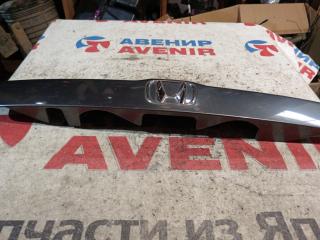 Накладка 5-й двери HONDA STREAM RN6, RN7, RN8, RN9 2 ракурс