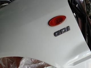 Крыло левое переднее MITSUBISHI LANCER CS5A, CS2A I MODEL 5 ракурс