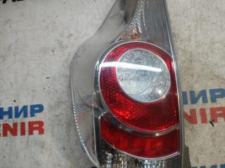 Стоп-сигнал левый задний TOYOTA AQUA NHP10 52-252 3 ракурс