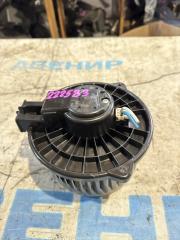 Мотор печки TOYOTA ISIS ANM10W, ANM15W, ZNM10W, ZGM11W, ZGM15W, ZGM10W 1 ракурс
