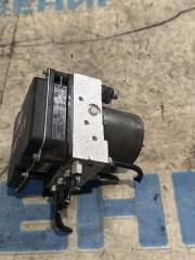 Блок abs NISSAN TEANA J32 VQ25DE 3 ракурс Блок abs NISSAN TEANA J32 VQ25DE 3 ракурс