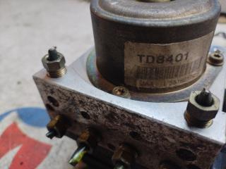 Блок abs NISSAN TEANA J31 TD8401 4 ракурс