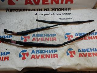 Держатель дворника передний TOYOTA ESTIMA ACR55, ACR50, AHR20, GSR50 1 ракурс