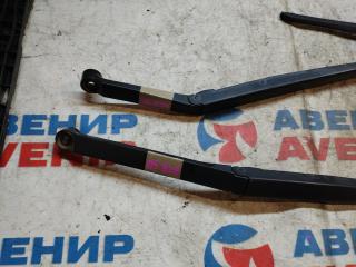 Держатель дворника передний TOYOTA ESTIMA ACR55, ACR50, AHR20, GSR50 2 ракурс