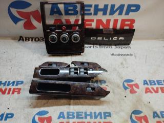 Консоль магнитофона MITSUBISHI DELICA D:5 CV5W 1 ракурс