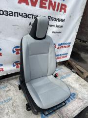 Сидение правое переднее TOYOTA AQUA NHP10 2 ракурс
