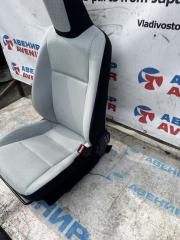 Сидение правое переднее TOYOTA AQUA NHP10 3 ракурс