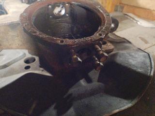 Ступица левая передняя SUZUKI JIMNY JB23W K6AT ABS 5 ракурс
