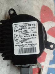 Блок розжига ксенона NISSAN ELGRAND PE52, PNE52, TE52, TNE52 EANA18112302 3 ракурс