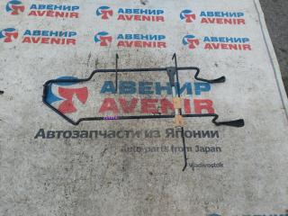 Крепление запаски TOYOTA ISIS ANM10G, ANM10W, ZNM10G, ZNM10W 1 ракурс