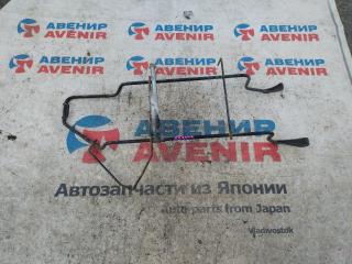 Крепление запаски TOYOTA ISIS ANM10G, ANM10W, ZNM10G, ZNM10W 1 ракурс