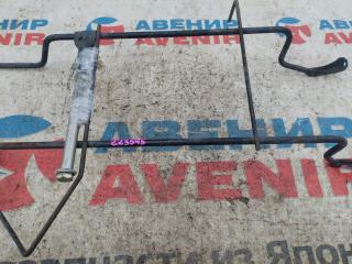 Крепление запаски TOYOTA ISIS ANM10G, ANM10W, ZNM10G, ZNM10W 3 ракурс