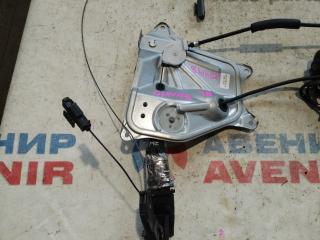 Доводчик двери левый задний TOYOTA ISIS ANM10G, ANM10W, ANM15G, ANM15W, ZNM10G, ZNM10W 2 ракурс Доводчик двери левый задний TOYOTA ISIS ANM10G, ANM10W, ANM15G, ANM15W, ZNM10G, ZNM10W 2 ракурс