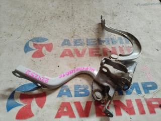 Петля капота TOYOTA RACTIS NCP120, NSP120, NCP125 1 ракурс Петля капота TOYOTA RACTIS NCP120, NSP120, NCP125 1 ракурс