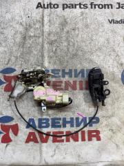 Замок двери левый передний TOYOTA VITZ SCP10 1 ракурс