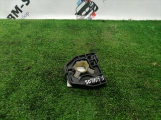 Запчасть кронштейн радиатора левый BMW 320i 2012