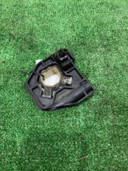 Запчасть кронштейн радиатора правый BMW 328i 2012