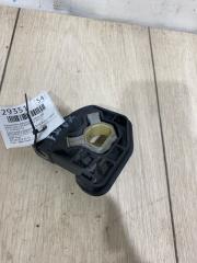 Запчасть кронштейн радиатора передний левый BMW 318i 2017