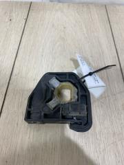 Запчасть кронштейн радиатора передний правый BMW 318i 2017