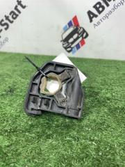 Запчасть кронштейн радиатора передний правый BMW 320i 2013