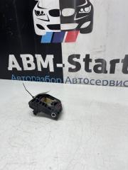 Запчасть кронштейн радиатора передний правый BMW 116i 2013