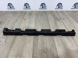 Запчасть кронштейн порога правый BMW X1 02.25.2010