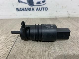 Фото запчасти насос омывателя BMW X3 24.06.2010 контрактная запчасть Запчасть насос омывателя BMW X3 24.06.2010