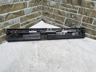 Запчасть кронштейн порога правый BMW X1 2017