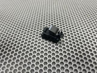 Кнопка стеклоподъемника Land Rover Range Rover Evoque L538 2.0 Dizel Кнопка стеклоподъемника Land Rover Range Rover Evoque L538 2.0 Dizel