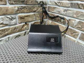 Запчасть накладка центральной консоли BMW X5 2021