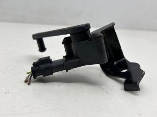 Датчик высоты дорожного просвета Land Rover Discovery 2018 контрактная Датчик высоты дорожного просвета Land Rover Discovery 2018