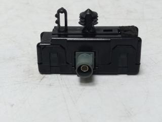 Фото запчасти антенна Land Rover Range Rover Velar 2018 контрактная запчасть Запчасть антенна Land Rover Range Rover Velar 2018