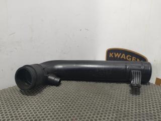 Запчасть патрубок интеркулера Volkswagen Passat 2013