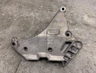 Кронштейн двигателя Volkswagen Passat 2008