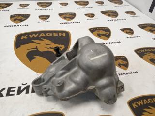 Кронштейн двигателя Mercedes-Benz E-Class 2013