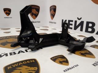 Крепление фары переднее правое Porsche Cayenne 2008 контрактная Крепление фары переднее правое Porsche Cayenne 2008