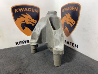 Кронштейн двигателя левый Audi A5 2012