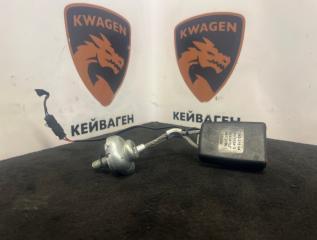 Запчасть замок ремня безопасности BMW 5-Series 2012