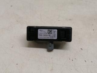 Фото запчасти усилитель антенны Land Rover Range Rover Velar 2017 контрактная запчасть Запчасть усилитель антенны Land Rover Range Rover Velar 2017