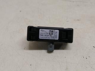 Фото запчасти усилитель антенны Land Rover Range Rover Velar 2017 контрактная запчасть Запчасть усилитель антенны Land Rover Range Rover Velar 2017