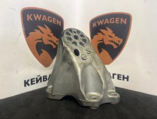 Кронштейн двигателя левый Audi Q7 2007