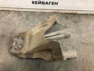 Кронштейн двигателя правый Ford Transit 2008