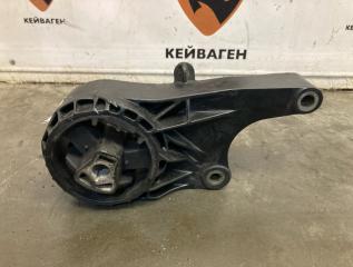 Кронштейн двигателя Opel Astra 2011